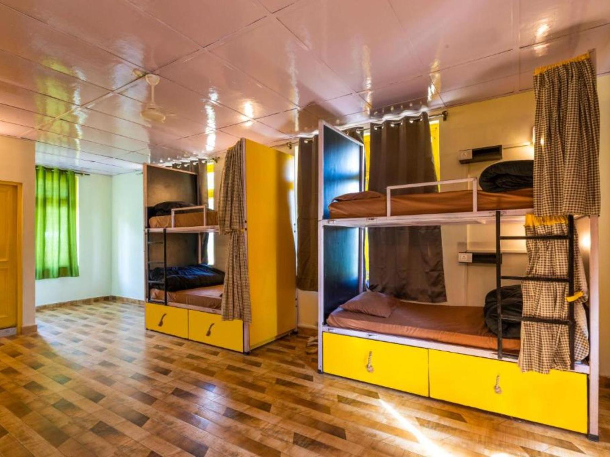 The Hosteller Bir Quarto foto