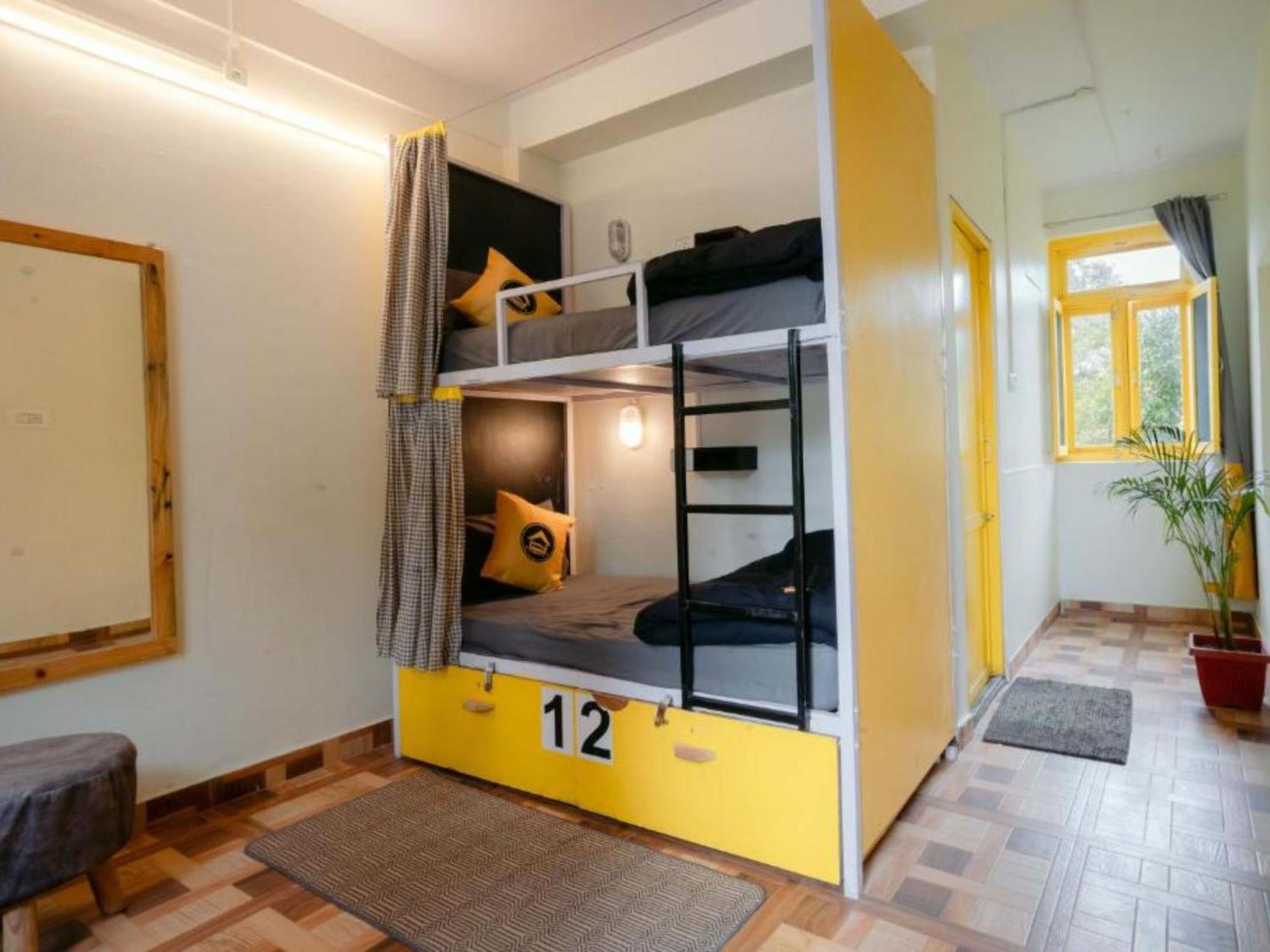 The Hosteller Bir Quarto foto